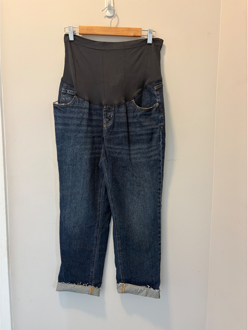 Old Navy Maternity Boyfriend Ultra Panel Jeans Size 14 Short ladies Women's